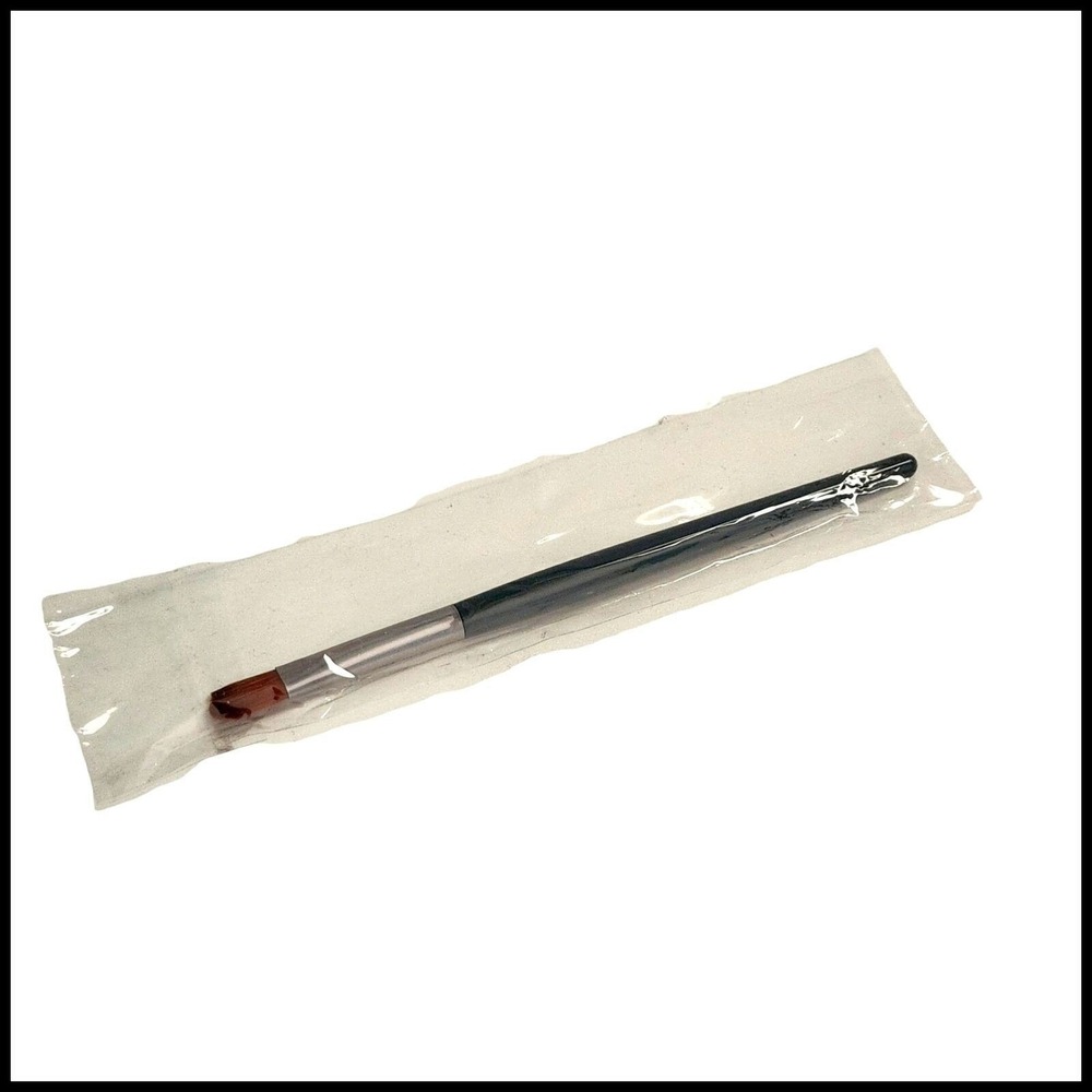 Ulta Beauty Eyeshadow Brush Travel Size New